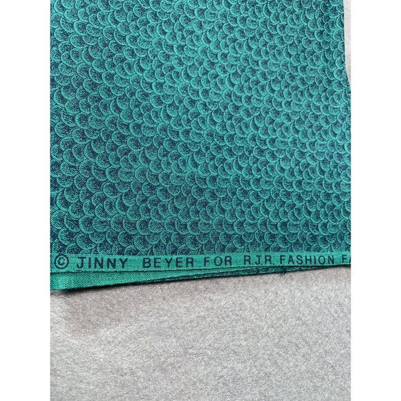 Jinny Beyer For RJR Fashion Fat Quarter 18"x22" Green Scales Cotton Fabric - Picture 3 of 4